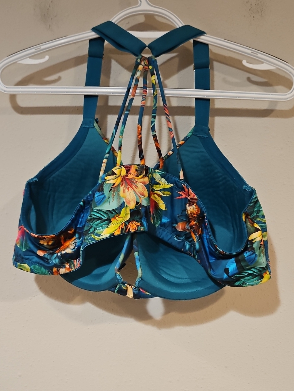 Cacique 46C Padded Boost Plunge Bra - Picture 6 of 9